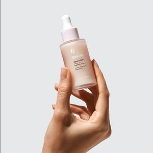 Glossier super glow